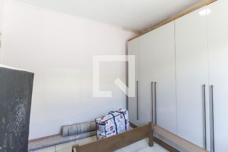 Quarto 2 de casa para alugar com 2 quartos, 59m² em Jardim Lajeado, São Paulo