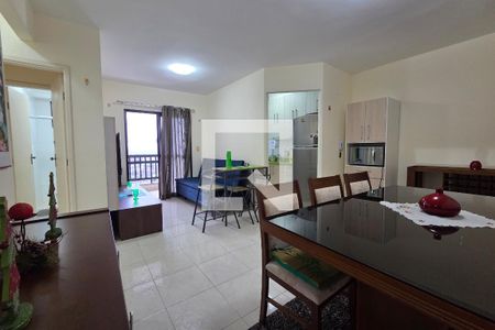 Sala de apartamento para alugar com 2 quartos, 87m² em Vila Caiçara, Praia Grande