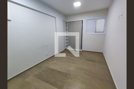 Quarto de apartamento para alugar com 3 quartos, 98m² em Cambuí, Campinas