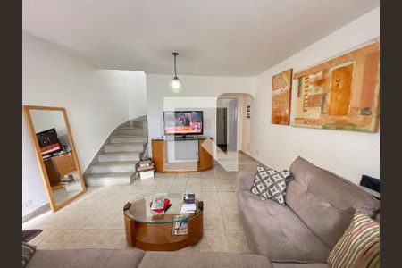 Sala de casa para alugar com 2 quartos, 176m² em Vila Universitaria, São Paulo