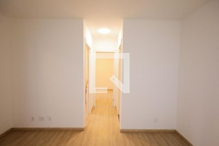 Sala  de apartamento para alugar com 2 quartos, 40m² em Usina Piratininga, São Paulo
