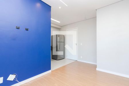 Sala de apartamento para alugar com 2 quartos, 40m² em Parque Maria Helena, São Paulo