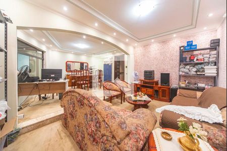 Sala de casa à venda com 3 quartos, 300m² em Cidade São Jorge, Santo André