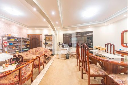 Sala de casa à venda com 3 quartos, 300m² em Cidade São Jorge, Santo André