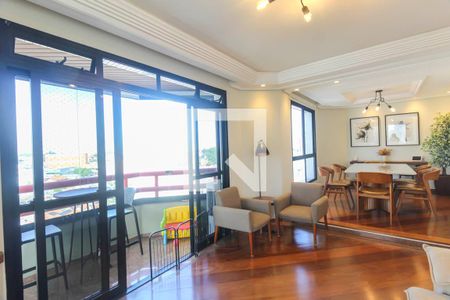 Apartamento à venda com 3 quartos, 131m² em Jardim Avelino, São Paulo