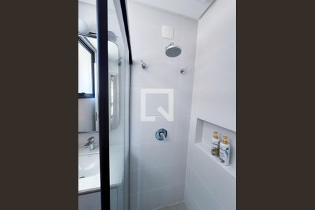 Banheiro da Suíte 1 de apartamento para alugar com 2 quartos, 67m² em Centro, Florianópolis