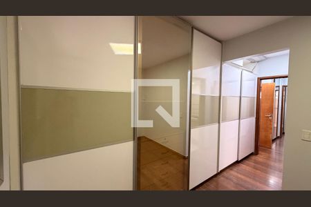 Suíte 1 de apartamento para alugar com 3 quartos, 140m² em Setor Bueno, Goiânia
