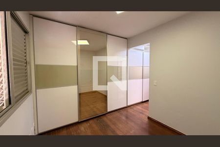 Suíte 1 de apartamento para alugar com 3 quartos, 140m² em Setor Bueno, Goiânia
