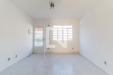 Sala de casa de condomínio para alugar com 2 quartos, 100m² em Jardim Bela Vista, Mogi das Cruzes