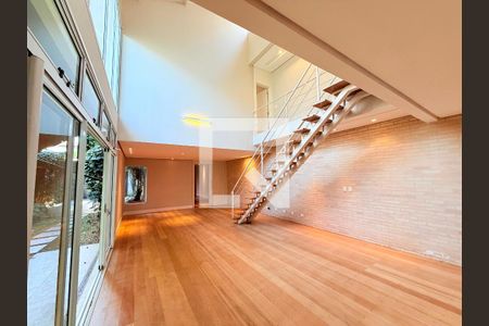 Sala de casa para alugar com 4 quartos, 250m² em Brooklin, São Paulo
