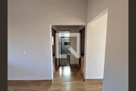 Corredor de casa para alugar com 2 quartos, 70m² em Mansour, Uberlândia