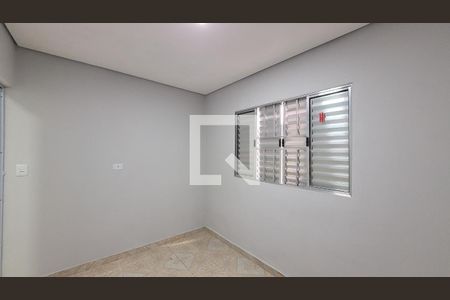 Quarto 01 de casa para alugar com 2 quartos, 180m² em Vila Miranda, Itaquaquecetuba