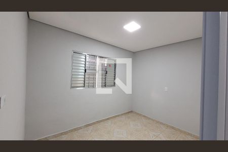 Quarto 01 de casa para alugar com 2 quartos, 180m² em Vila Miranda, Itaquaquecetuba