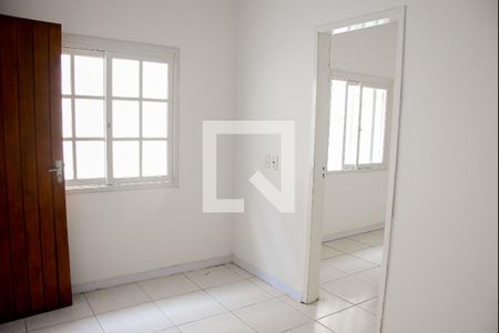Sala/Cozinha de casa para alugar com 2 quartos, 40m² em Vila Parque Brasilia, Cachoeirinha
