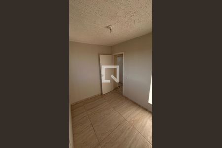 Sala de apartamento para alugar com 2 quartos, 40m² em Santa Cruz, Rio de Janeiro