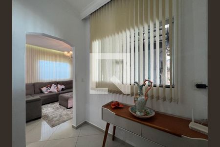 Hall de casa à venda com 4 quartos, 400m² em A Definir Em Campo, Contagem