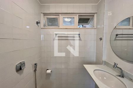 Banheiro da Suíte de apartamento para alugar com 3 quartos, 90m² em Lagoa, Rio de Janeiro