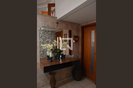 Hall de entrada de casa de condomínio à venda com 4 quartos, 200m² em Parque Centenário, Jundiaí