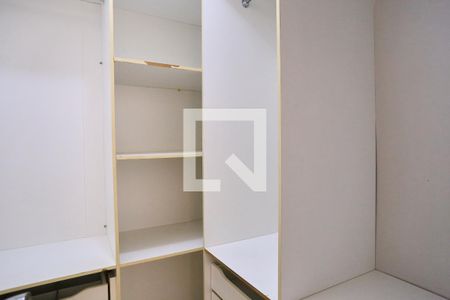 Closet da suíte de apartamento à venda com 3 quartos, 115m² em Nova Floresta, Belo Horizonte