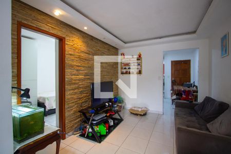 Sala de apartamento para alugar com 2 quartos, 75m² em Sete Pontes, São Gonçalo