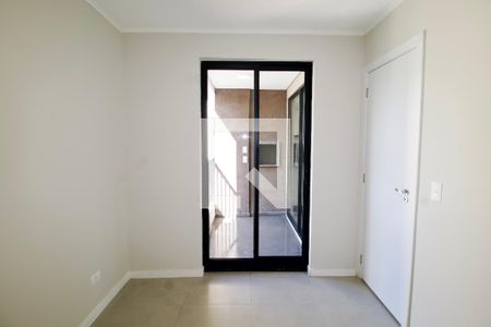 Quarto 1 de apartamento para alugar com 2 quartos, 45m² em Atuba, Curitiba