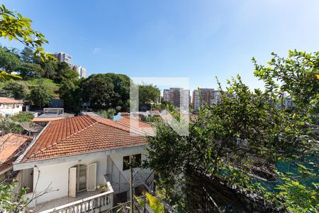 Quintal de casa à venda com 3 quartos, 192m² em Lapa, São Paulo