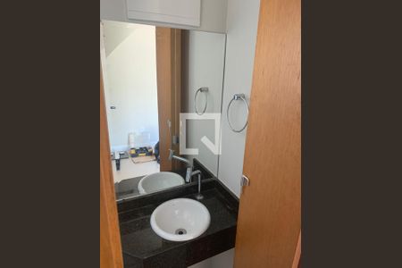 Banheiro de casa para alugar com 3 quartos, 90m² em Vila Gea, São Paulo