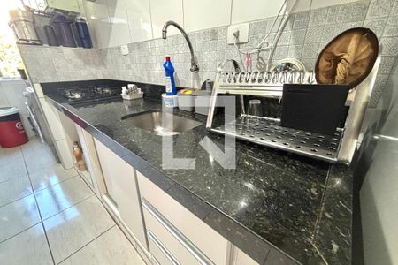 Cozinha de apartamento à venda com 2 quartos, 77m² em Jardim Artur Alvim, São Paulo
