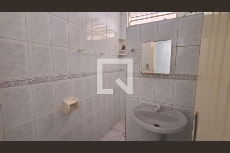 Banheiro  de casa para alugar com 1 quarto, 200m² em Jardim Orlandina, São Bernardo do Campo