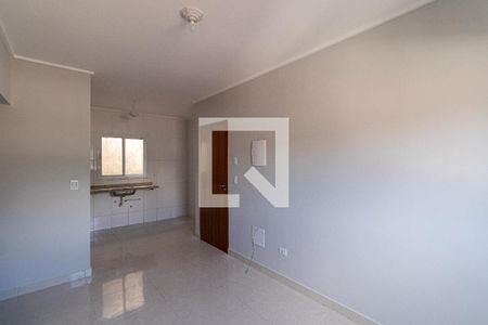 Sala/Cozinha/Área de Serviço  de casa para alugar com 2 quartos, 44m² em Guaianases, São Paulo