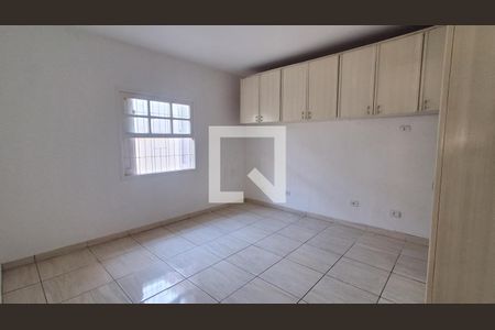 Quarto 1 de casa para alugar com 2 quartos, 100m² em Jardim Orlandina, São Bernardo do Campo