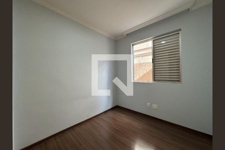 Quarto de apartamento à venda com 3 quartos, 131m² em Castelo, Belo Horizonte