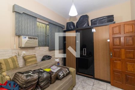 Quarto 1 de casa à venda com 5 quartos, 270m² em Realengo, Rio de Janeiro