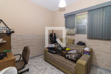 Quarto 1 de casa à venda com 5 quartos, 270m² em Realengo, Rio de Janeiro
