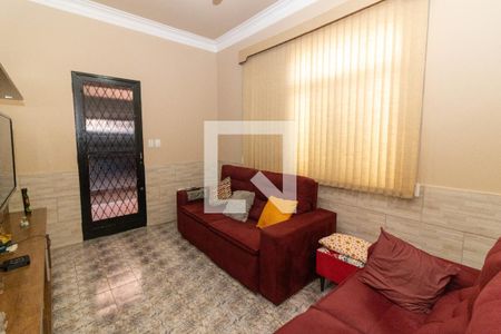 Sala de casa à venda com 5 quartos, 270m² em Realengo, Rio de Janeiro