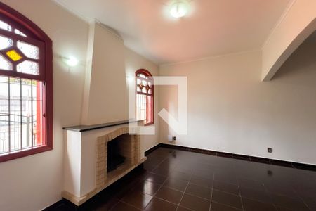Sala de casa à venda com 4 quartos, 221m² em Vila Martina, Valinhos
