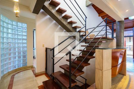 Casa para alugar com 3 quartos, 250m² em Jardim Londrina, São Paulo