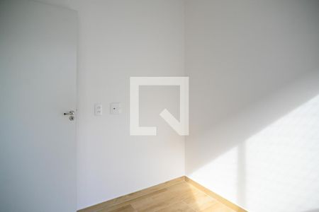 Quarto 2 de apartamento para alugar com 2 quartos, 42m² em Vila Vermelha, São Paulo