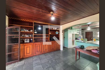 Sala  de casa à venda com 4 quartos, 388m² em Jardim São Luis, Barueri