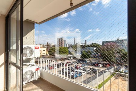 Varanda Sala  de apartamento para alugar com 3 quartos, 130m² em Lageado, Sorocaba