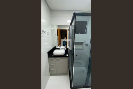Banheiro de apartamento à venda com 2 quartos, 56m² em Cidade Líder, São Paulo