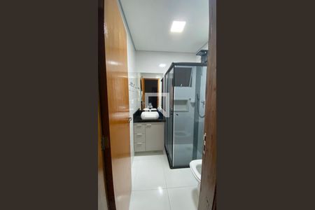 Banheiro de apartamento à venda com 2 quartos, 56m² em Cidade Líder, São Paulo