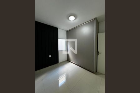 Quarto 2 de casa para alugar com 3 quartos, 230m² em Novo Mundo, Uberlândia