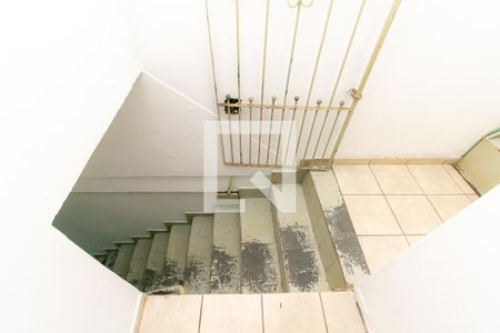 Escada de casa à venda com 3 quartos, 49m² em Parque dos Bancarios, São Paulo