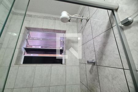 Banheiro de casa para alugar com 1 quarto, 150m² em Jardim Rodolfo Pirani, São Paulo