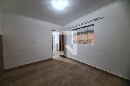 Quarto de casa para alugar com 1 quarto, 150m² em Jardim Rodolfo Pirani, São Paulo