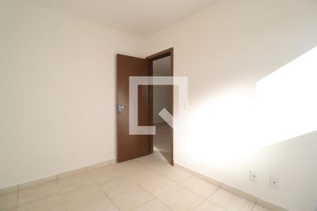 Quarto 1 de apartamento para alugar com 2 quartos, 50m² em Jardim Europa, Uberlândia