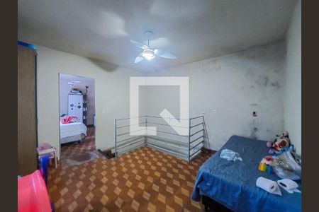 Quarto 1 de casa para alugar com 2 quartos, 80m² em Parque Santo Antônio, São Paulo