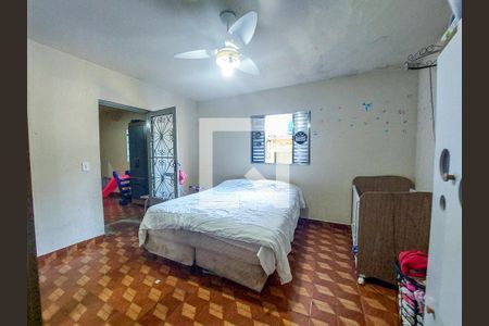 Quarto 2 de casa para alugar com 2 quartos, 80m² em Parque Santo Antônio, São Paulo