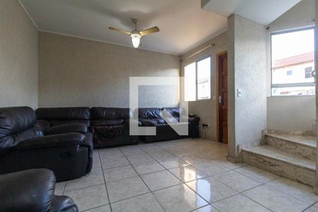 Sala de casa de condomínio para alugar com 3 quartos, 72m² em Jardim Danfer, São Paulo